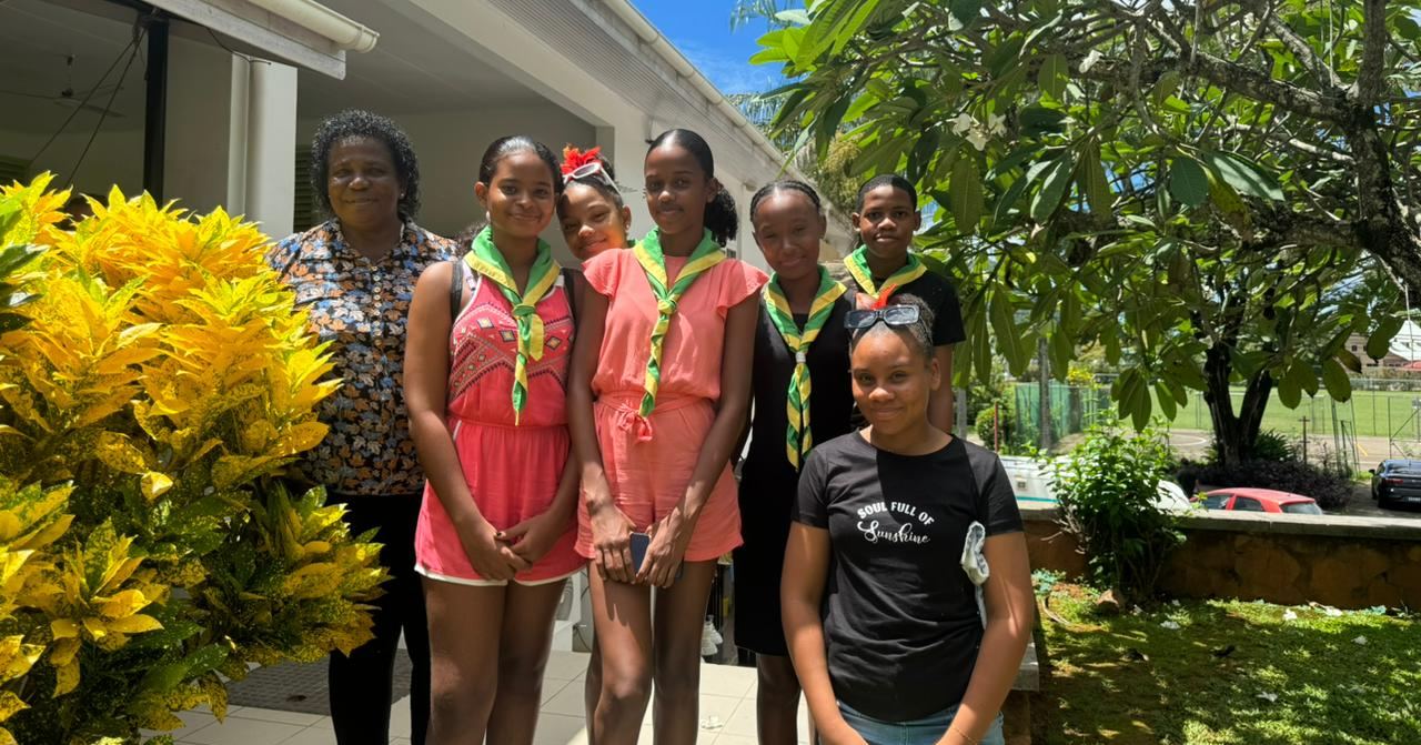 praslin scouts at Lemuria Hotel