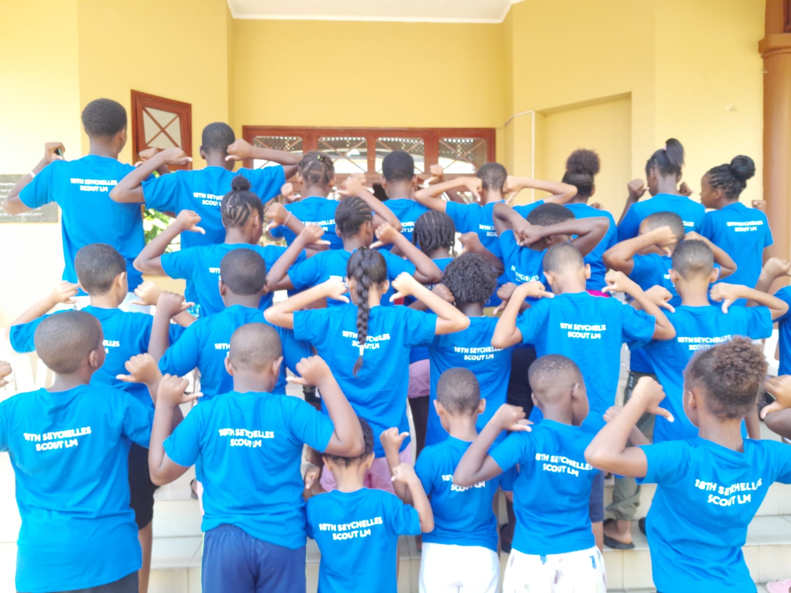 les mammelles scout troops gets new tshirt